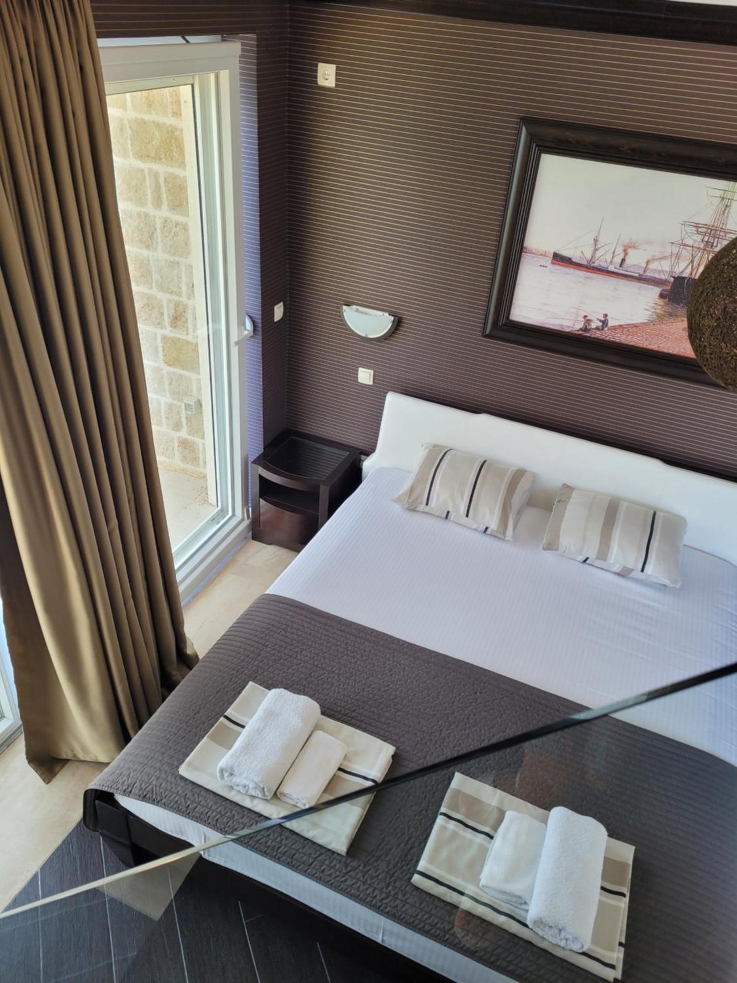 Villa Leut Montesol Tivat Krasići المظهر الخارجي الصورة