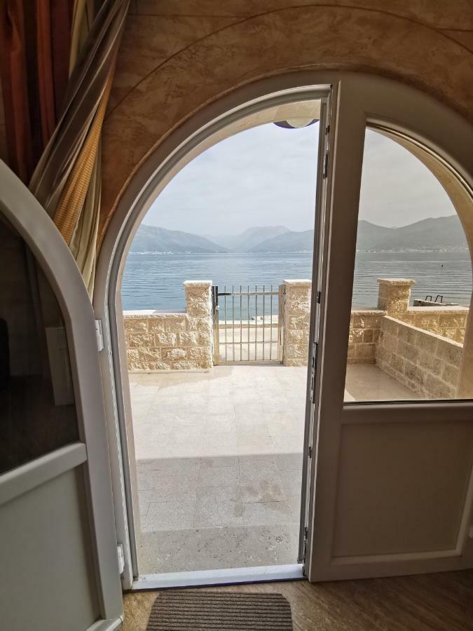Villa Leut Montesol Tivat Krasići المظهر الخارجي الصورة