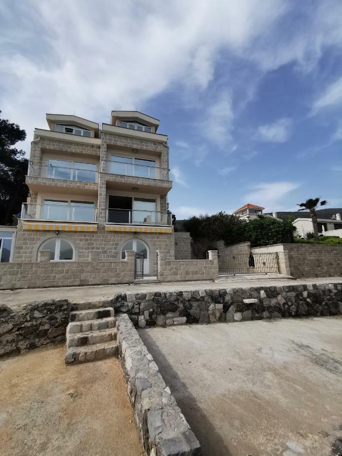 Villa Leut Montesol Tivat Krasići المظهر الخارجي الصورة