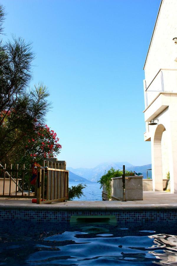 Villa Leut Montesol Tivat Krasići المظهر الخارجي الصورة